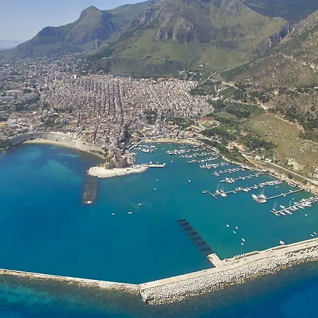 Riva Sea Castellammare del Golfo